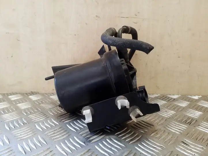 Volvo S40 (2000 - 2004)   Фильтр топлива