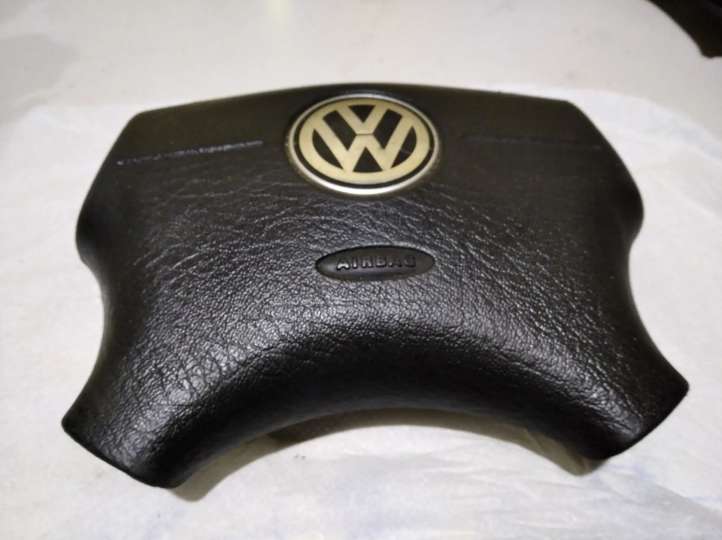 10109381566754 Volkswagen Sharan Vairo oro pagalvė