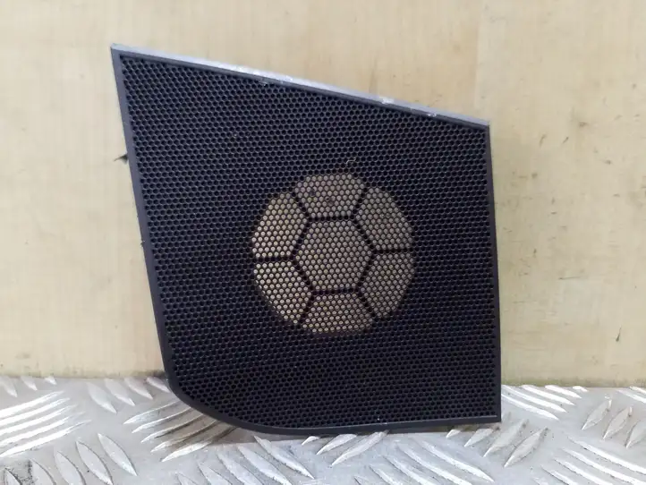 Subaru Outback (2009 - 2014)  66118AJ030 Отделка бокового динамика