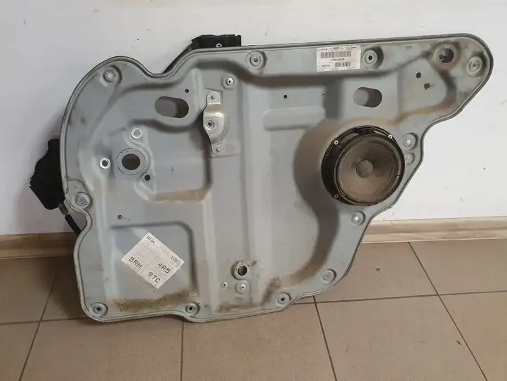 Volkswagen Touran I (2003 - 2010) 1T0839462N Механический стеклоподъемник задней двери — фото 1