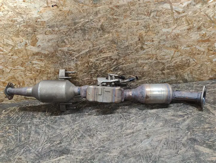 Toyota Prius Prime (2017 - )  L52 Катализатор / FAP/DPF фильтр твердых частиц