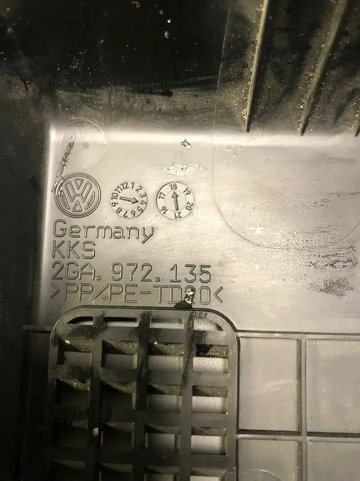Volkswagen Jetta USA (2019 - ) 2G9972135 Прочие детали салона — фото 3