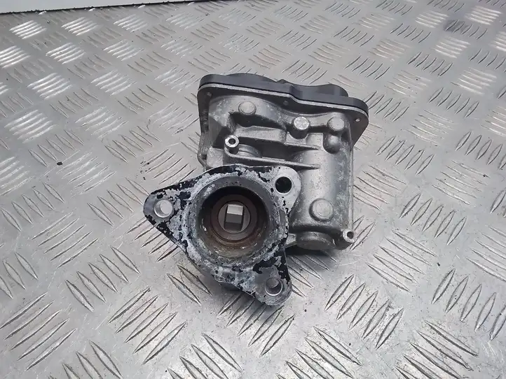 Nissan Qashqai (2013 - 2017)  147104647R Клапан EGR