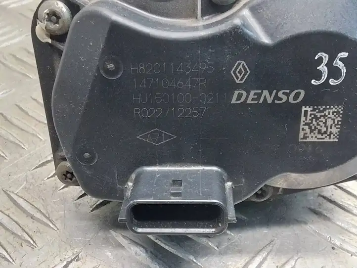 Nissan Qashqai (2013 - 2017)  147104647R Клапан EGR
