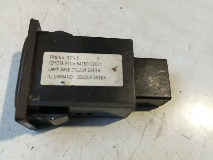Toyota Corolla Verso AR10 (2004 - 2009) 8415002021 Включатель очистителей фонарей — фото 3