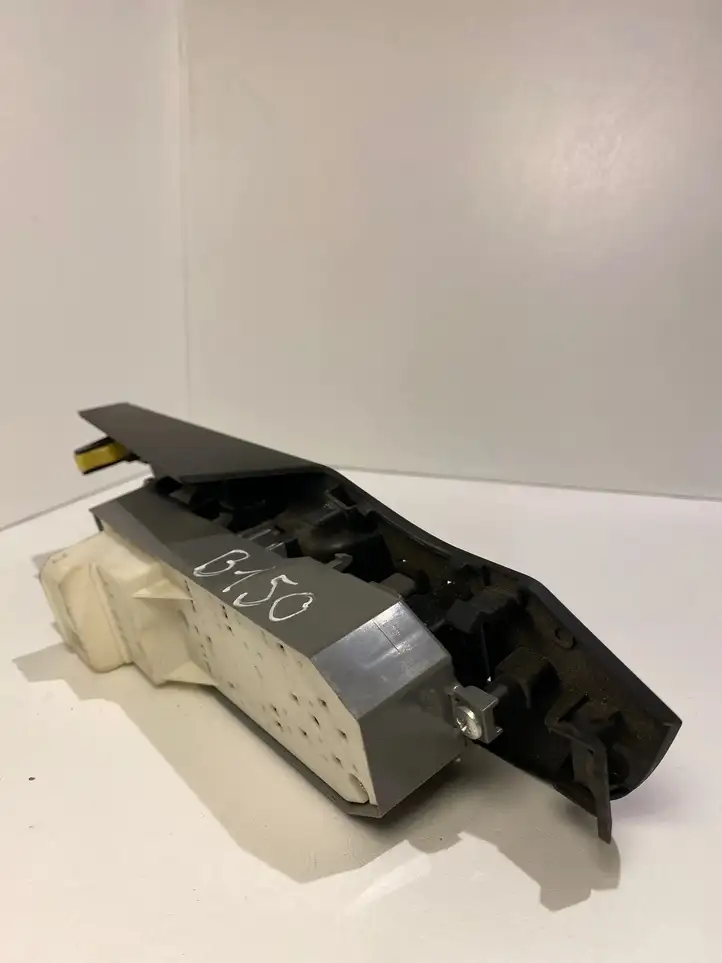 Toyota Auris E180 (2012 - 2018) 7423202E20 Кнопка стеклоподъемников — фото 4