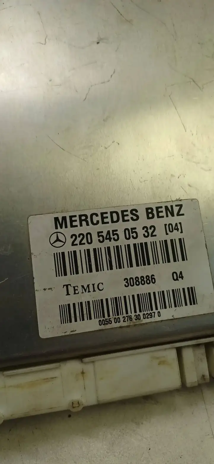 Mercedes-Benz S W220 (1998 - 2006) 2205450532 Блок управления подвеской — фото 2