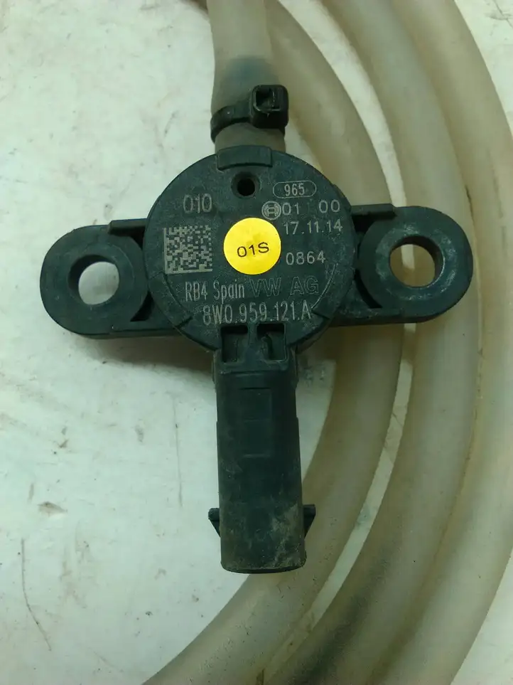 Audi A4 S4 B9 (2015 - 2019) 8W0959121A Датчик удара SRS — фото 1