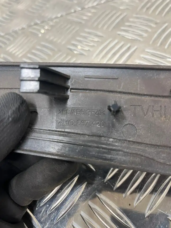 Audi A8 S8 D4 4H (2010 - 2014) 4H0867420 Прочие детали салона — фото 5