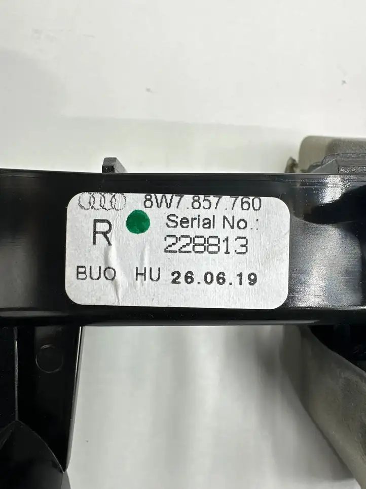 Audi A5 (2016 - ) 8W7857760 Электродвигатель регулировки ремня безопасности — фото 4