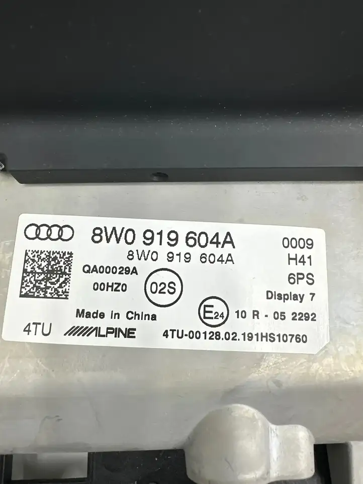 Audi A5 (2016 - ) 8W0919604A Комплект аудиосистемы — фото 8