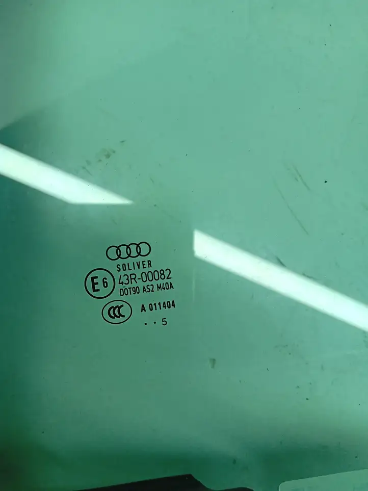 Audi A4 S4 B6 8E 8H (2000 - 2006) A011404 Заднее боковое стекло — фото 2