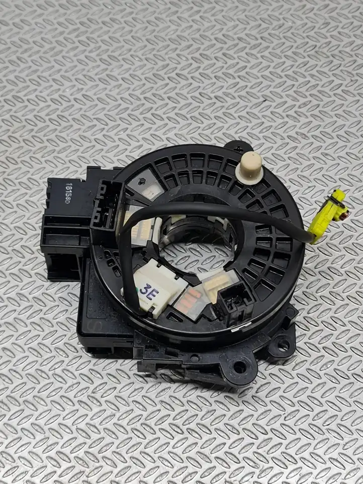 Nissan Juke I F15 (2010 - 2018) Контактное кольцо SRS — фото 2