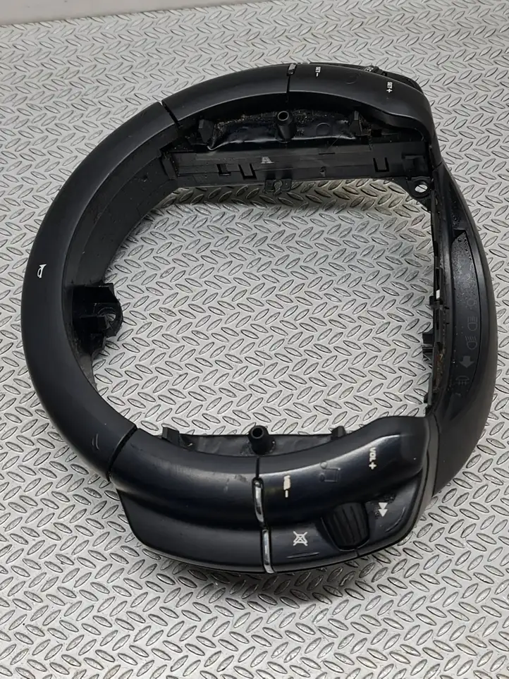 Citroen C4 (2004 - 2008) 96497900XT Кнопки на рулевом колесе — фото 3