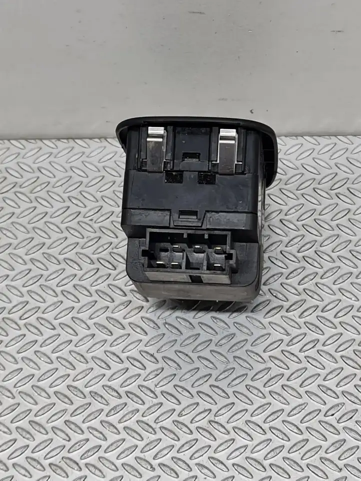 Peugeot 206 (1998 - 2012) 96316306XT Блок кнопок стеклоподъемников — фото 4