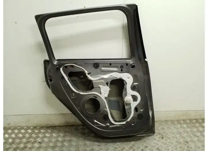 Peugeot 2008 I (2013 - 2019)   Задняя дверь