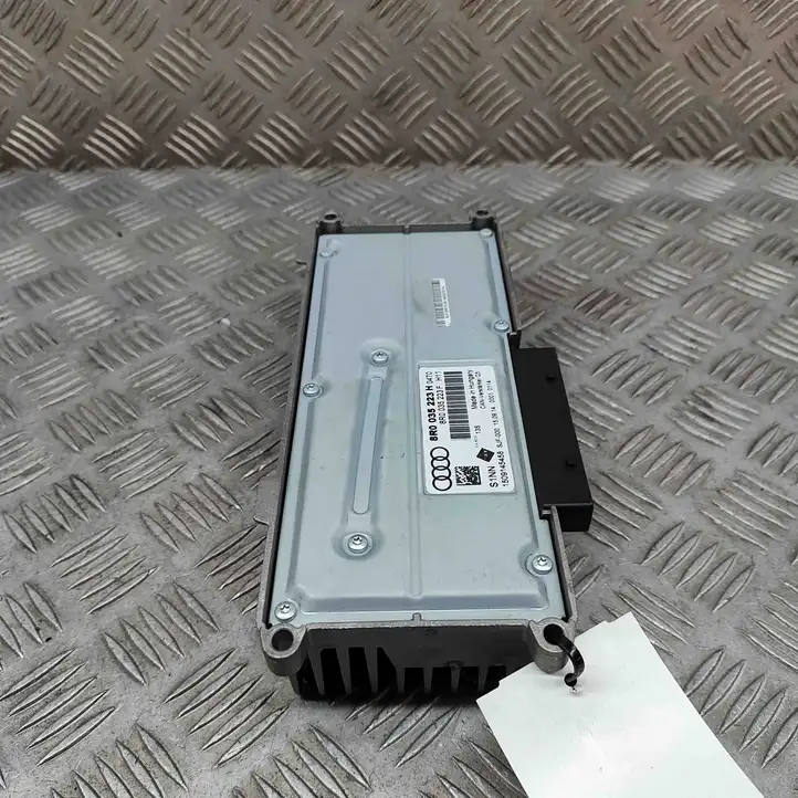 Audi Q5 SQ5 (2012 - 2017) 8R0035223H Усилитель звука — фото 2
