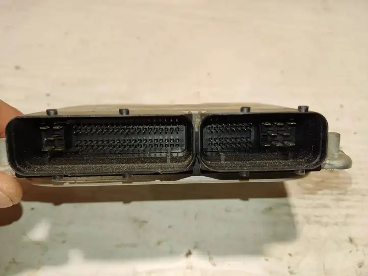 Seat Alhambra (Mk1) (2000 - 2010) 06A906032AJ Блок управления двигателем (ECU) — фото 2
