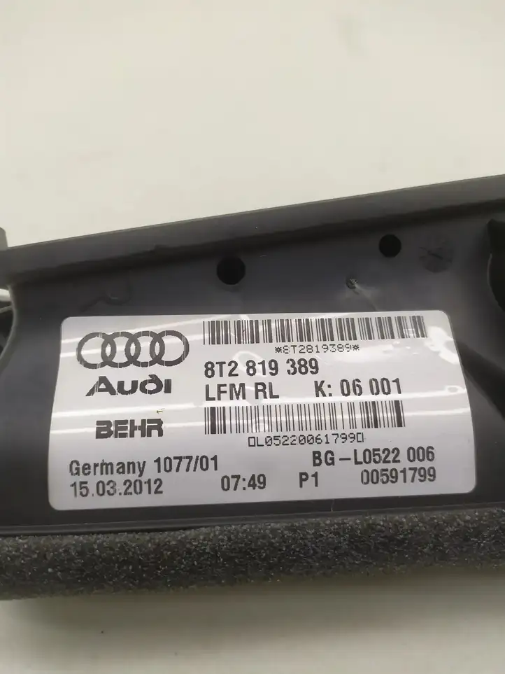 Audi A5 8T 8F (2011 - 2016) 8T2819389 Прочие детали салона — фото 3