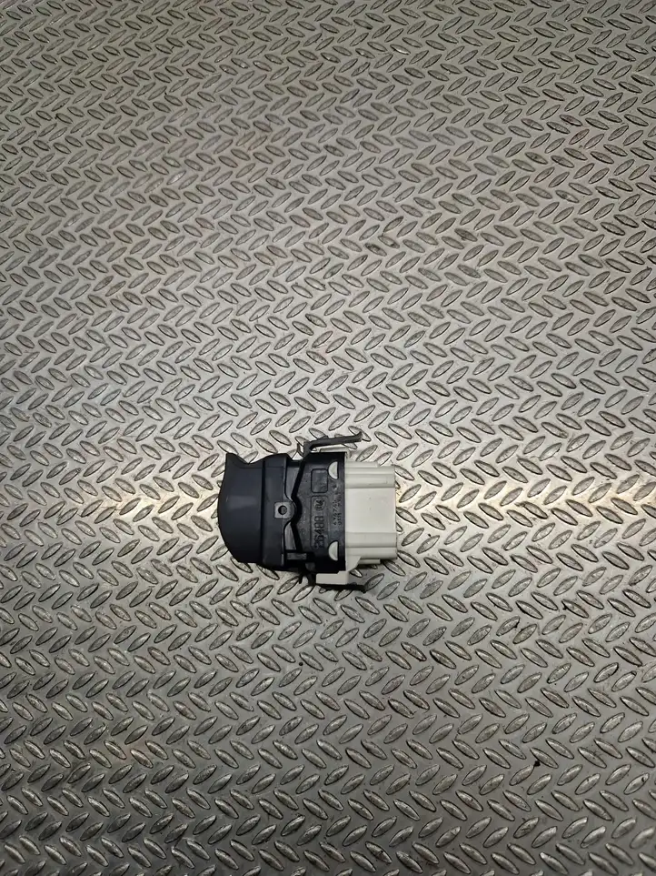 Renault Clio II (2001 - 2005) 2648804 Кнопка стеклоподъемников — фото 2