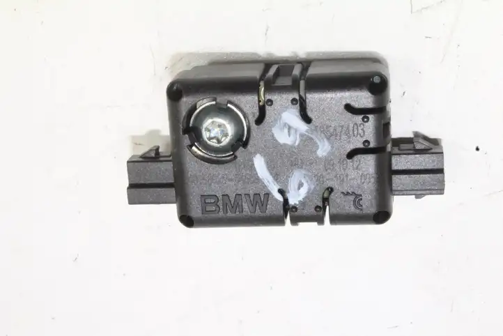 Mini Cooper Countryman R60 (2010 - 2016) 9185474 Усилитель антенны — фото 1