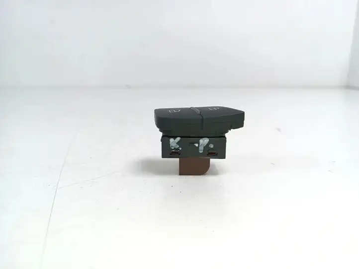 Audi A6 C7 (2011 - 2014) 4G1962107 Включатель центрального замка — фото 3