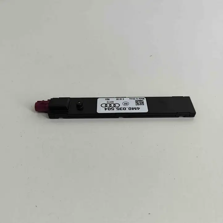 Audi A5 (2016 - ) 4M0035504 Усилитель антенны — фото 4