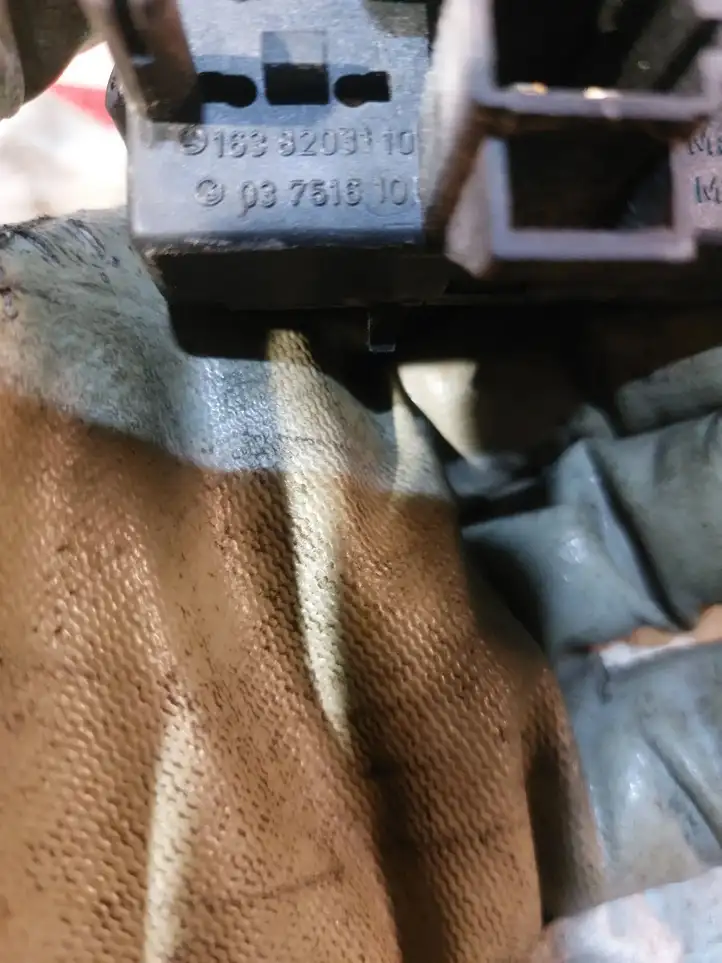 Mercedes-Benz ML W163 (1997 - 2005) 1638203110 Блок кнопок стеклоподъемников — фото 3