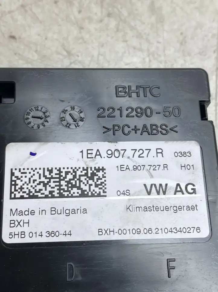 Volkswagen ID.3 (2019 - ) 1EA907727R Модуль управления кондиционером — фото 2