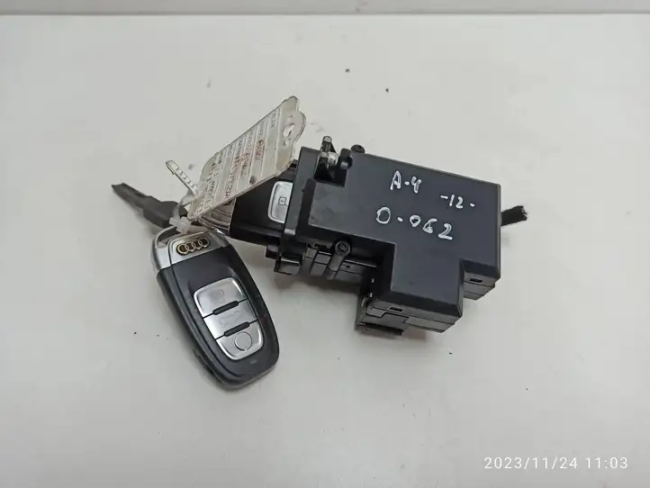 Audi A4 (2011 - 2015)   Замок зажигания