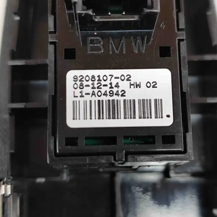 BMW 3 F30 F35 F31 (2012 - 2018) 9208107 Блок кнопок стеклоподъемников — фото 6