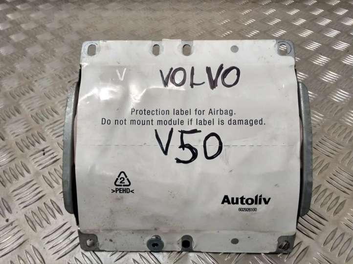 30615716 Volvo V50 Keleivio oro pagalvė