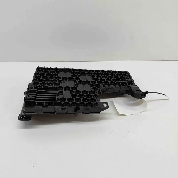 Tesla Model 3 (2017 - 2023)  156745400B Модуль кузова