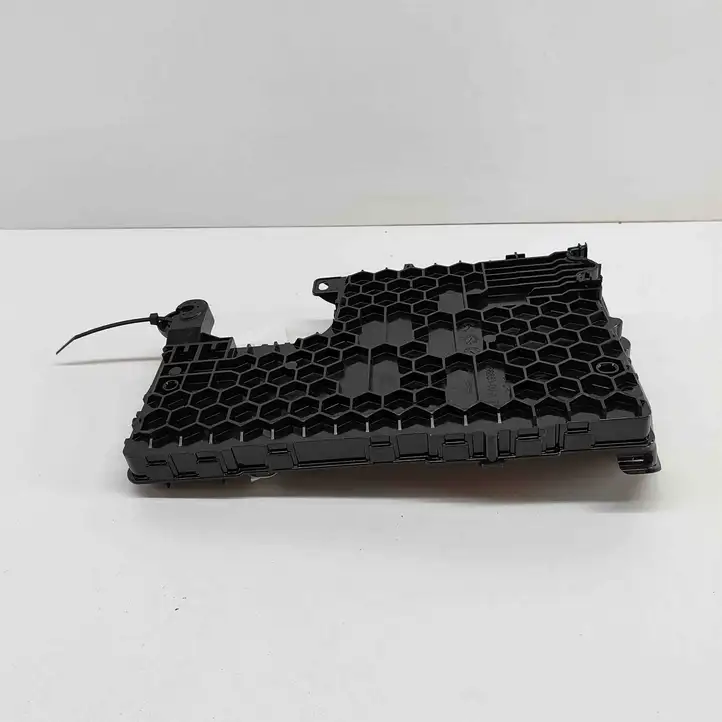 Tesla Model 3 (2017 - 2023)  156745400B Модуль кузова