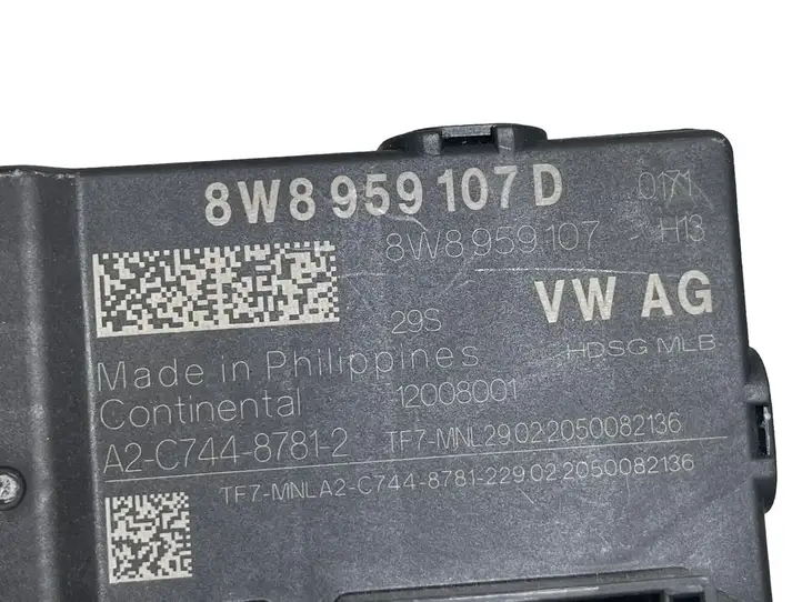 Audi A5 (2016 - ) 8W8959107D Блок управления крышкой багажника — фото 7