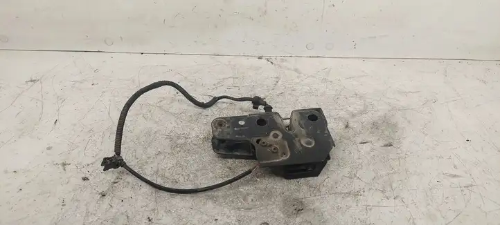 Seat Toledo III (5P) (2004 - 2009)   Замок капота