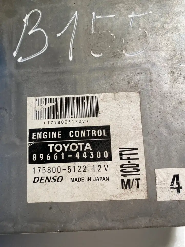 Toyota Avensis Verso (2001 - 2004) 8966144300 Блок управления двигателем (ЭБУ) — фото 7