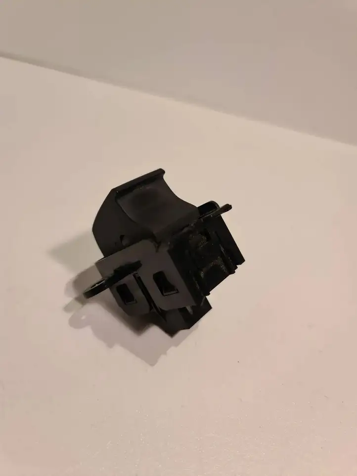Chevrolet Captiva (2011 - 2013) 20787804 Кнопка ручного тормоза — фото 3