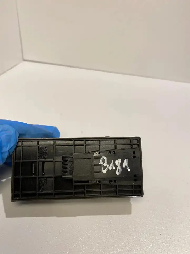 Audi A4 S4 B8 8K (2011 - 2015) 8K0959851 Блок кнопок стеклоподъемников — фото 3
