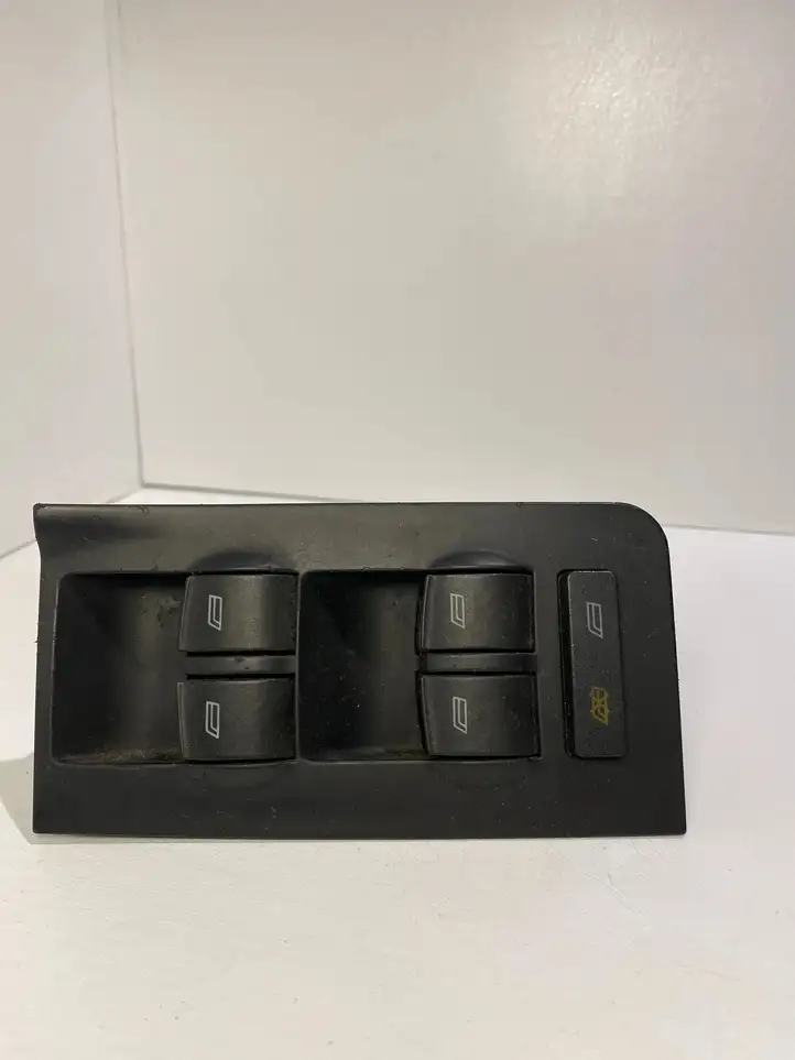 Audi A6 S6 C5 4B (1997 - 2001) 4B0959851 Блок кнопок стеклоподъемников — фото 1