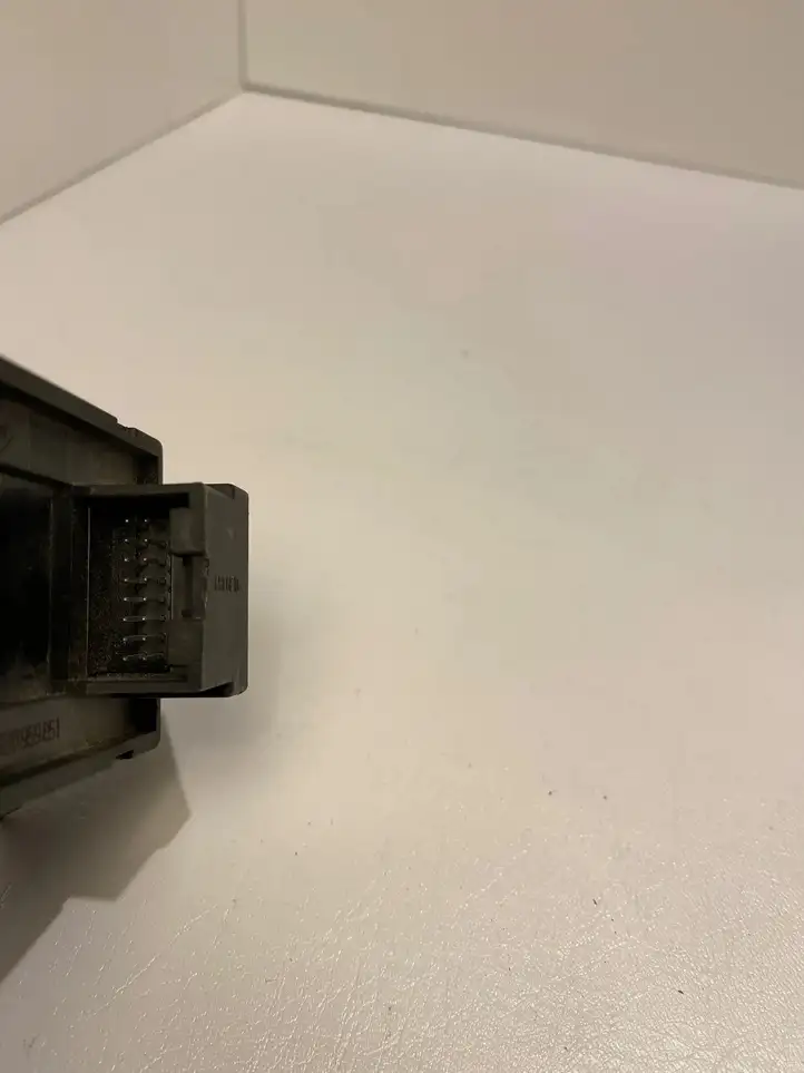 Audi A6 S6 C5 4B (1997 - 2001) 4B0959851 Блок кнопок стеклоподъемников — фото 3