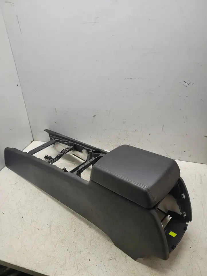 Volkswagen Touareg I (2002 - 2010) Центральная консоль — фото 1