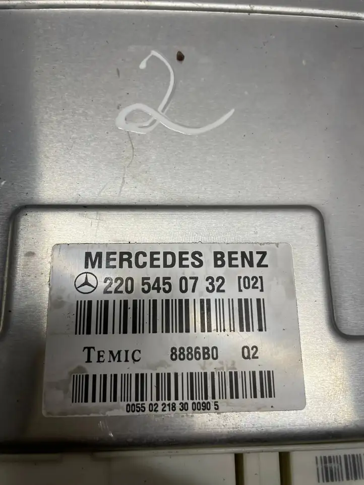 Mercedes-Benz S W220 (1998 - 2006) 8886B0 Прочие блоки управления — фото 3
