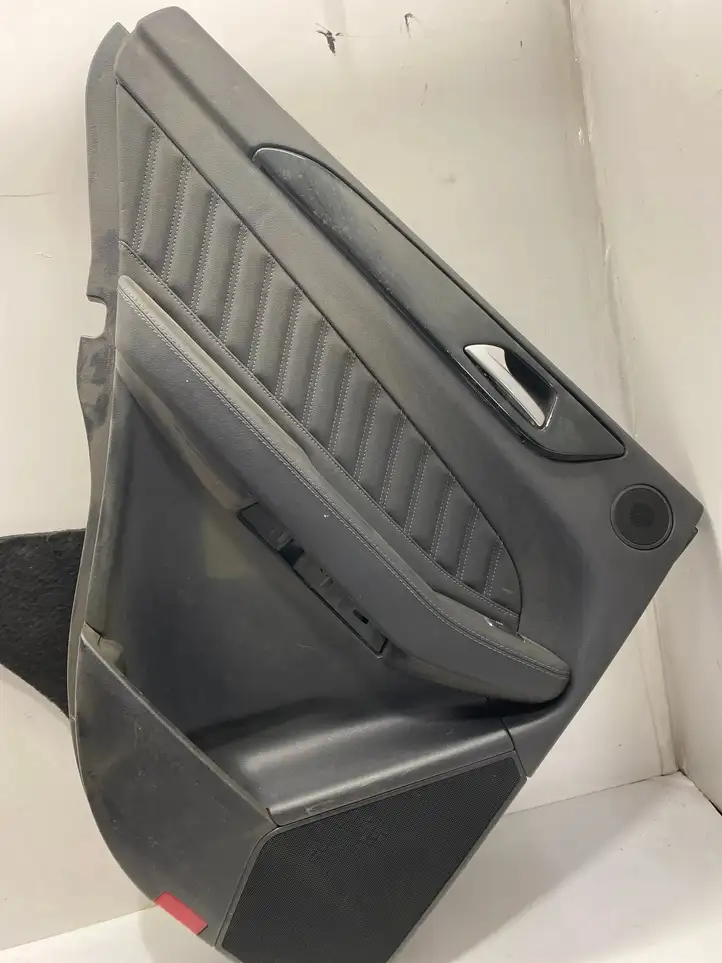 Mercedes-Benz GLE W166/C292 (2015 - 2019)  A2927300700 Обшивка задней двери