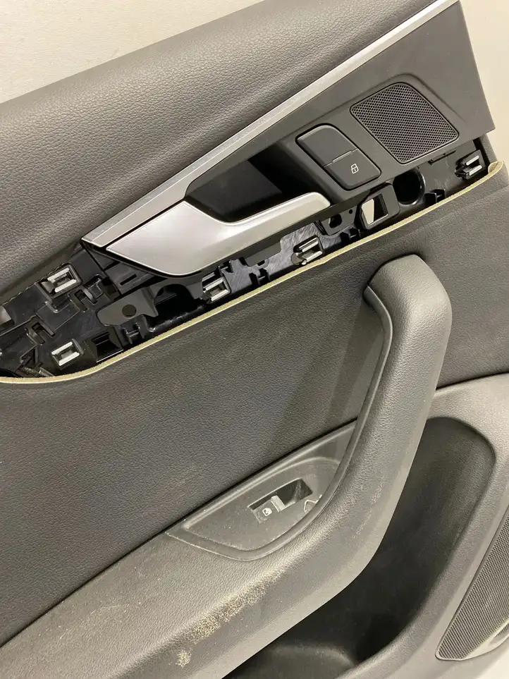 Audi A4 S4 B9 (2015 - 2019) 8W0867487 Обшивка задней двери — фото 2