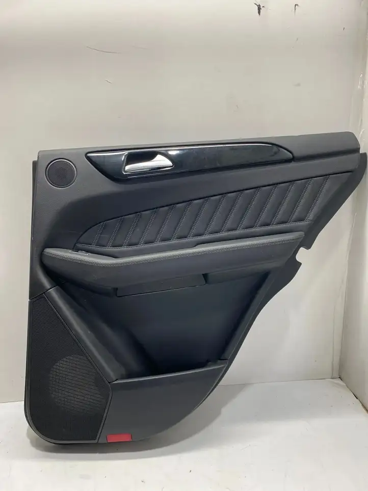 Mercedes-Benz GLE W166/C292 (2015 - 2019) A29227300800 Обшивка задней двери — фото 1