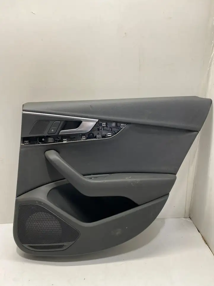 Audi A4 S4 B9 (2015 - 2019) 8W0867488 Обшивка задней двери — фото 1