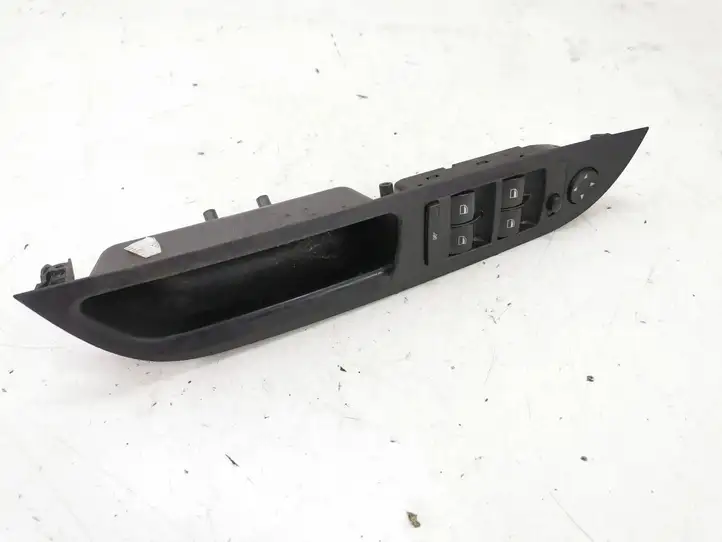 BMW 5 E60 E61 (2004 - 2010) 9122110 Кнопка стеклоподъемников — фото 2