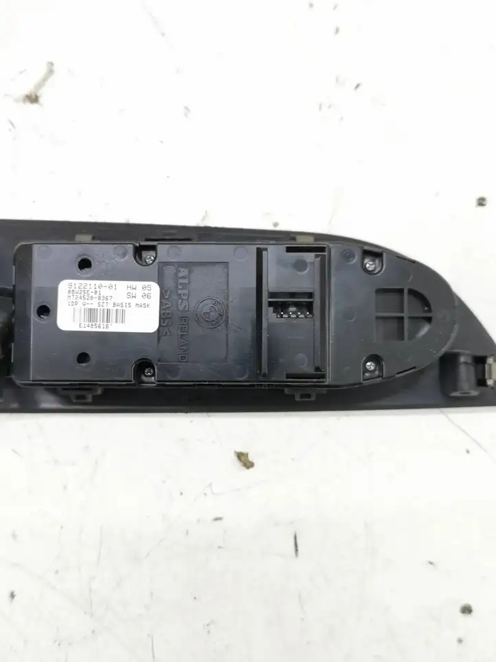 BMW 5 E60 E61 (2004 - 2010) 9122110 Кнопка стеклоподъемников — фото 5