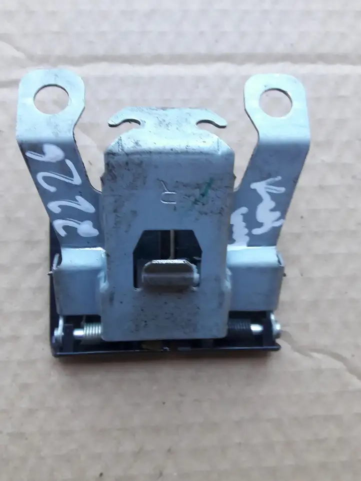 Renault Kadjar (2015 - 2018)   Ручка капота